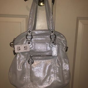 Authentic Coach Poppy shoulder bag